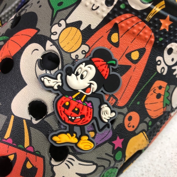 2022 Disney Parks Mickey Mouse Halloween Adult Clogs CROCS M9/W11 - NEW - Picture 2 of 3